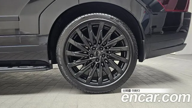 Hyundai Santafe Santa Fe (MX5) Бензин 2.5T 4WD — Фото автомобиля 21