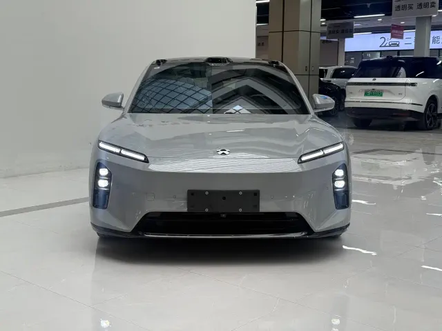 Nio ET5 Touring — Фото автомобиля 2