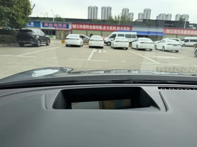 BYD Han — Фото автомобиля 6