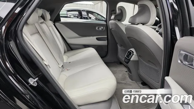 Hyundai Ioniq 6 — Фото автомобиля 17
