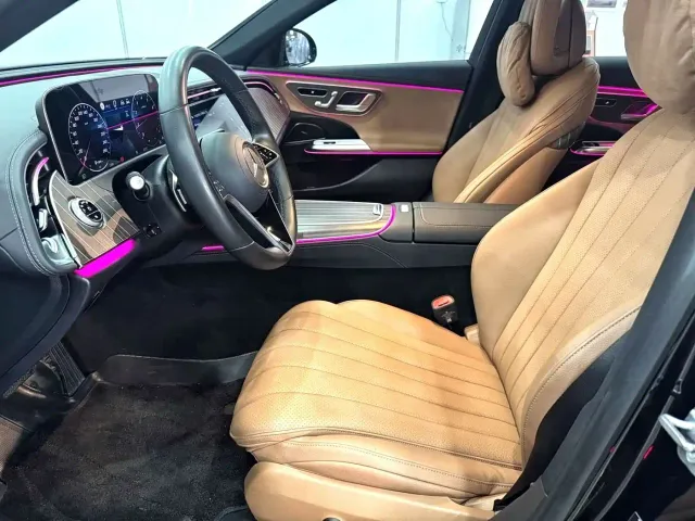 Mercedes-Benz E-Class — Фото автомобиля 4