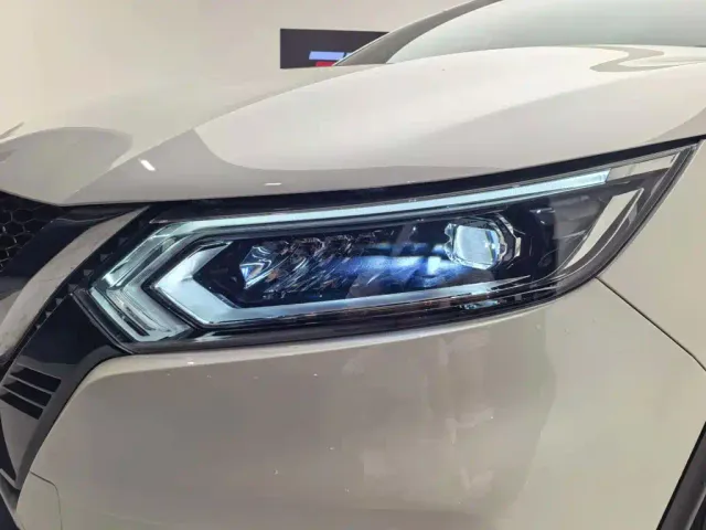 Nissan Qashqai — Фото автомобиля 16