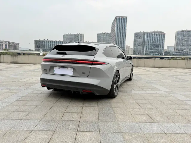 Nio ET5 Touring — Фото автомобиля 5