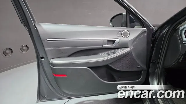 Hyundai Sonata — Фото автомобиля 24