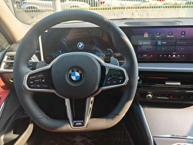 BMW 3 Series — Фото автомобиля 11