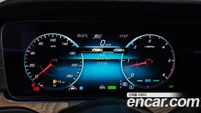 Mercedes-Benz E-Class — Фото автомобиля 8