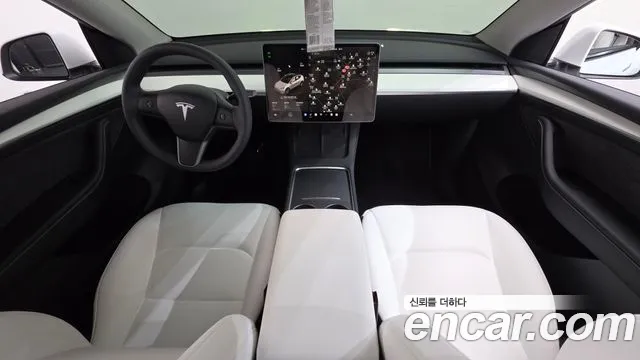 Tesla Model Y — Фото автомобиля 7