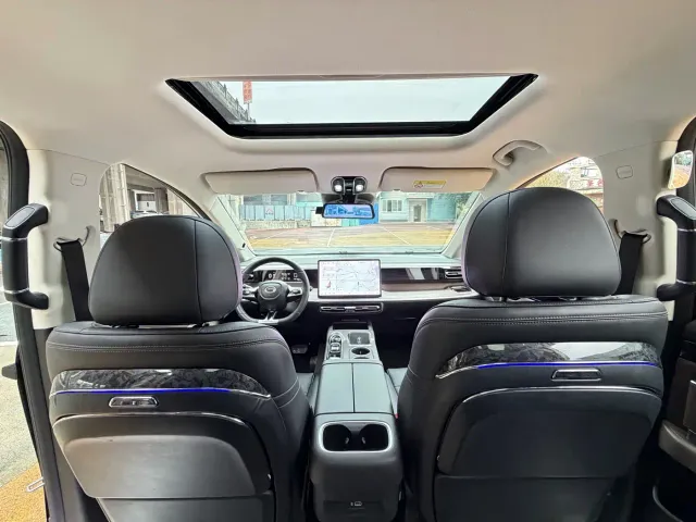 GAC Trumpchi E8 — Фото автомобиля 9