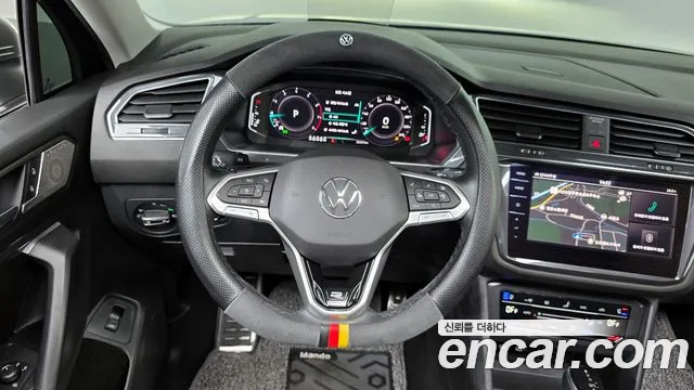Volkswagen Tiguan — Фото автомобиля 13