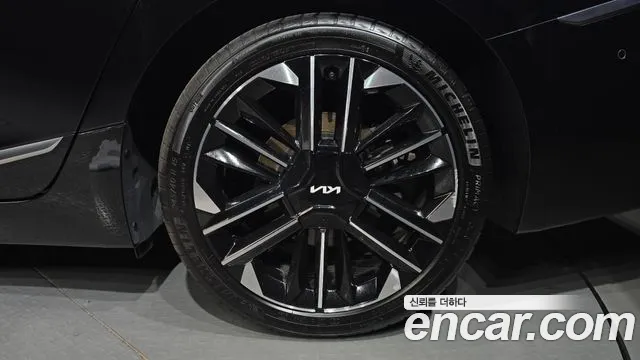 Kia K8 The New K8 2.5 Бензин 2WD — Фото автомобиля 20