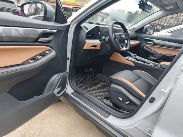 Geely Haoyue PRO — Фото автомобиля 15