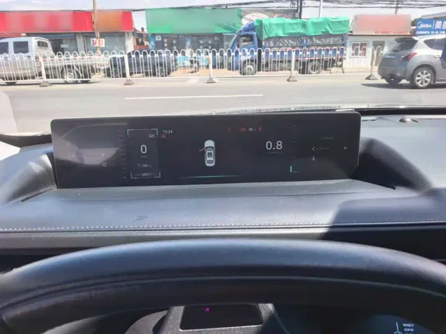 Changan Lamore — Фото автомобиля 4