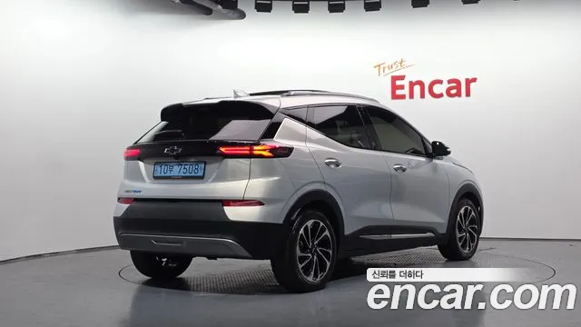 Chevrolet Bolt EUV — Фото автомобиля 2