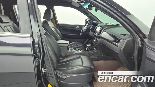 KG_Mobility_Ssangyong Rexton Новый Rexton Sport Дизель 2.2 4WD — Фото автомобиля 26