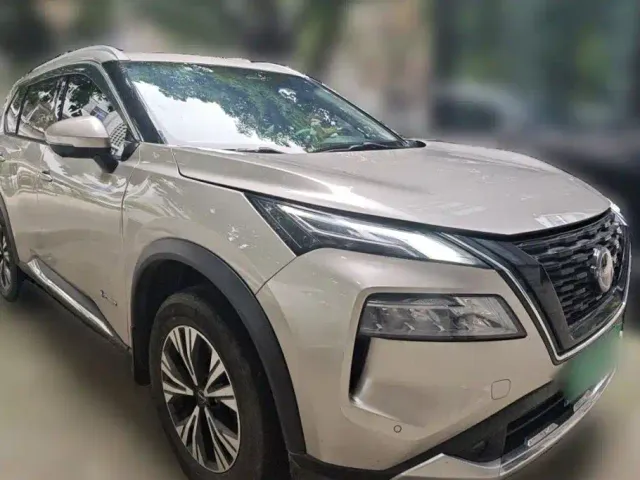 Nissan X-Trail — Фото автомобиля 24