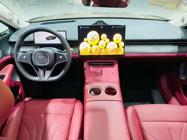 Voyah Zhuiguang L — Фото автомобиля 12