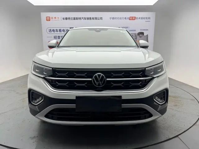 Volkswagen Tayron — Фото автомобиля 2