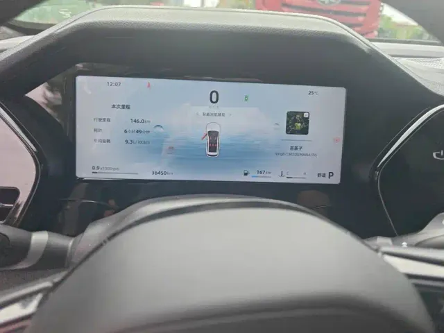 Geely Xingyue L — Фото автомобиля 14