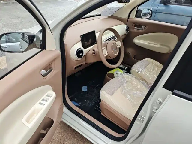 Wuling Hongguang Mini EV — Фото автомобиля 15