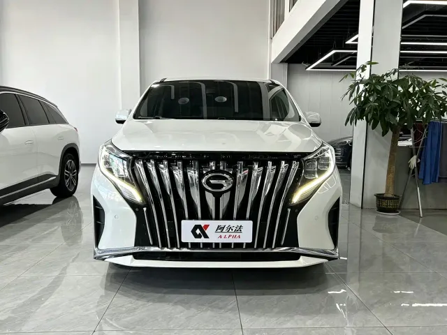 GAC Trumpchi M8 — Фото автомобиля 2