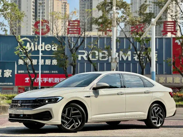 Volkswagen Sagitar — Фото автомобиля 10