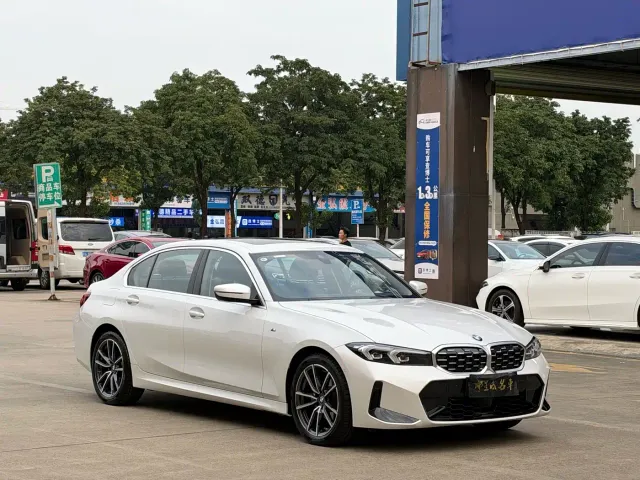 BMW 3 Series — Фото автомобиля 3