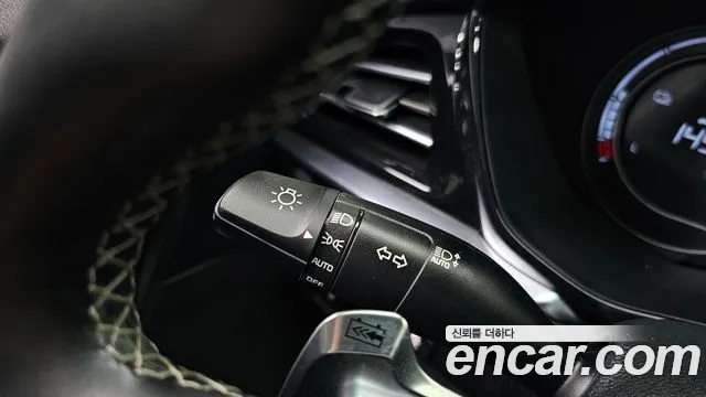 Kia Niro — Фото автомобиля 15