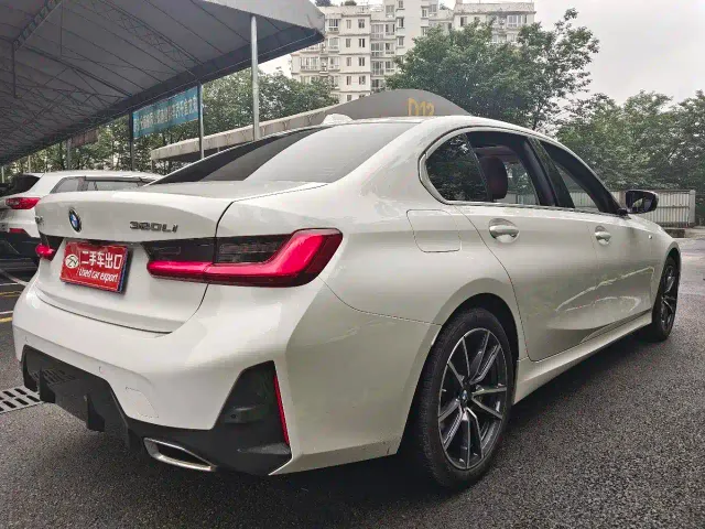 BMW 3 Series — Фото автомобиля 8