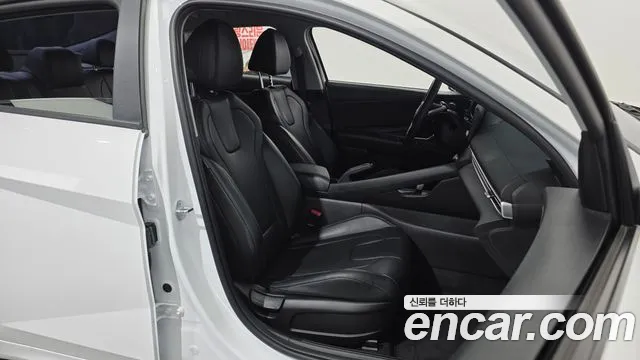 Hyundai AVANTE Avante (CN7) — Фото автомобиля 21