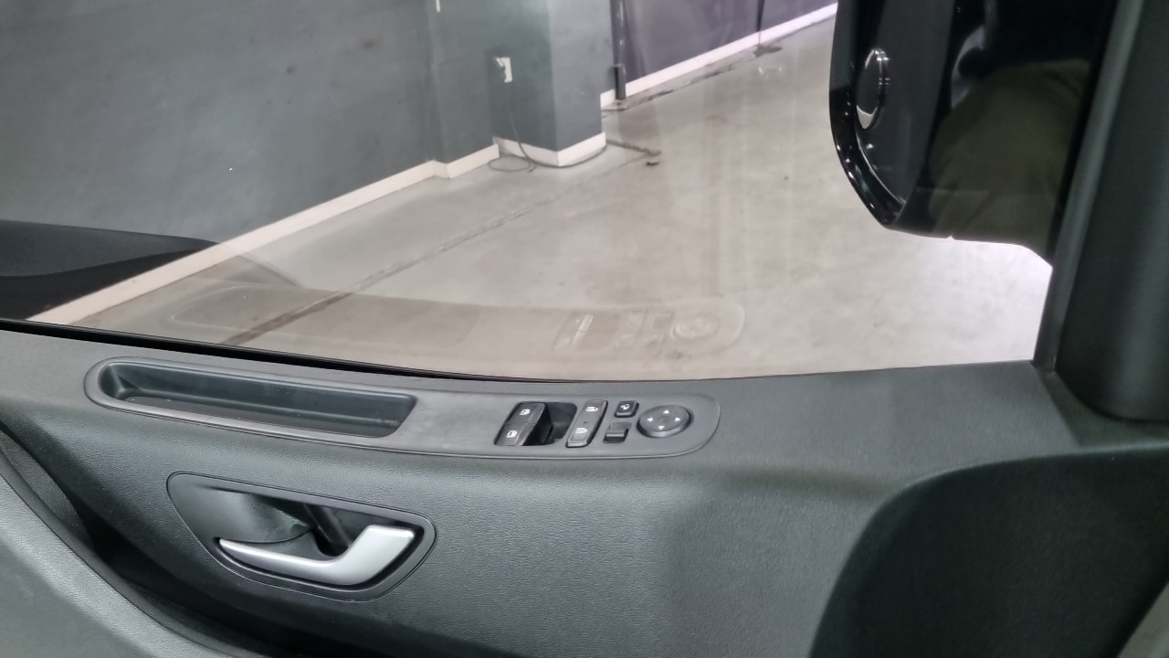 Hyundai Staria — Фото автомобиля 13