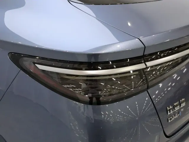BYD Seal 07 DM-i — Фото автомобиля 17