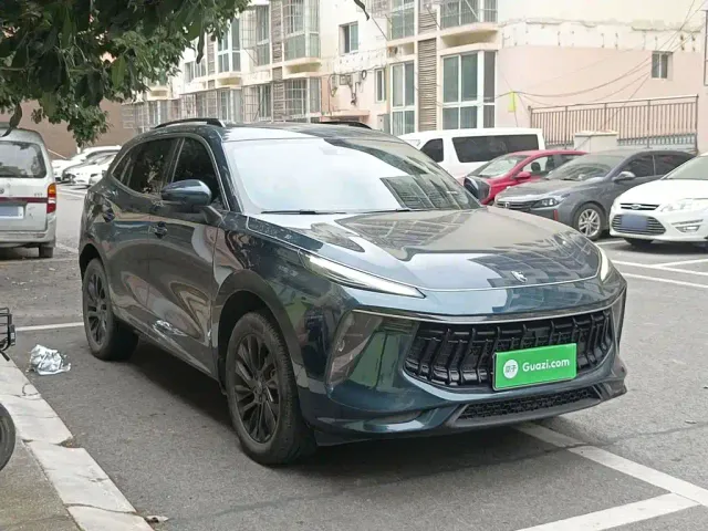 Forthing T5 Evo — Фото автомобиля 3