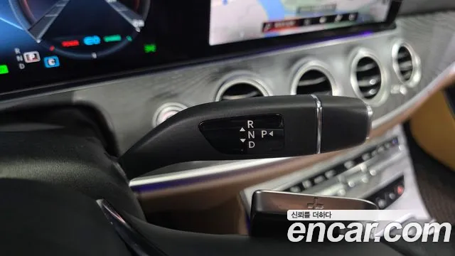 Mercedes-Benz E-Class W213 — Фото автомобиля 12
