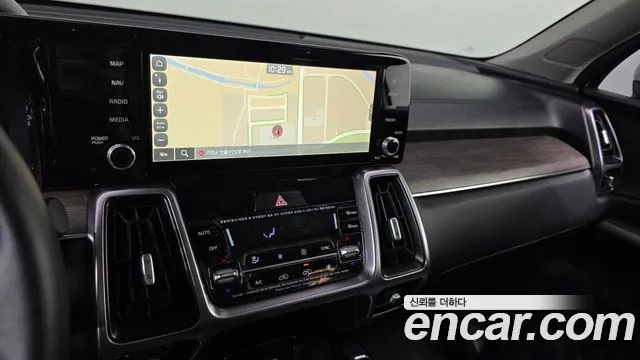 Kia Sorento Sorento 4-е поколение Дизель 2.2 2WD — Фото автомобиля 14