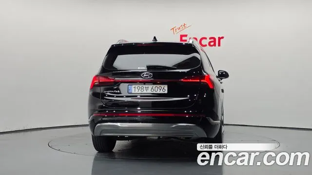 Hyundai Santa Fe — Фото автомобиля 4