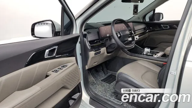 Kia Carnival Generation 4 — Фото автомобиля 9