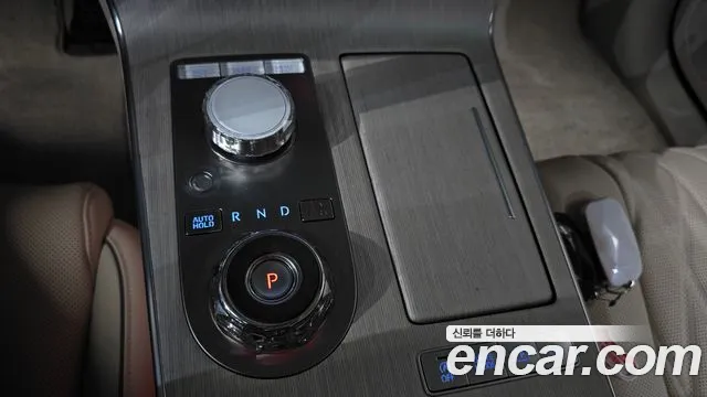 Genesis G80 Бензин 2.5 турбо AWD — Фото автомобиля 6