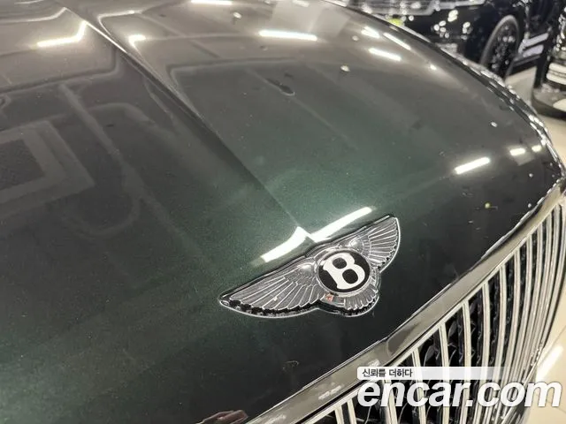 Bentley Bentayga Bentayga 4.0 V8 EWB First Edition — Фото автомобиля 18