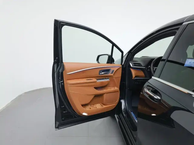 Toyota Sienna — Фото автомобиля 8