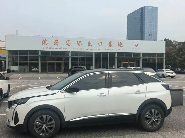 Peugeot 4008 — Фото автомобиля 6