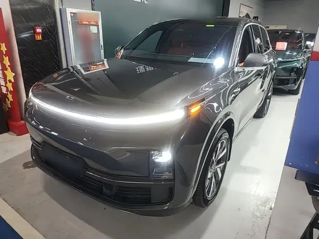 Фотография автомобиля — Li Auto L8