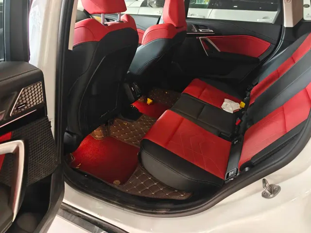 BMW X1 — Фото автомобиля 3