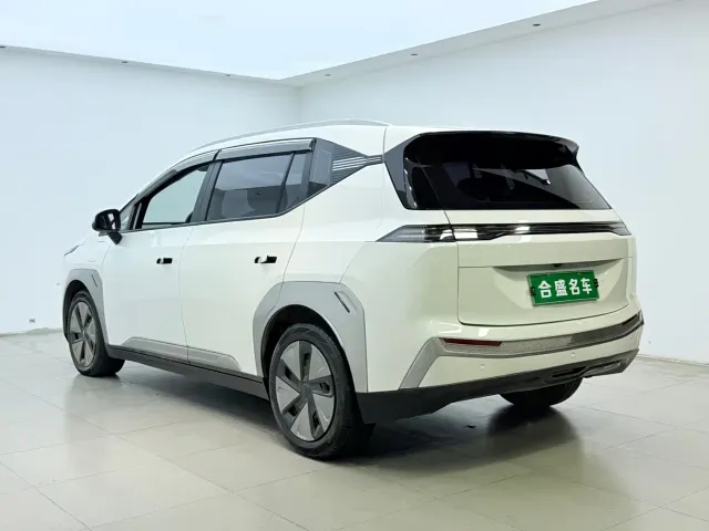 GAC Aion Y — Фото автомобиля 4