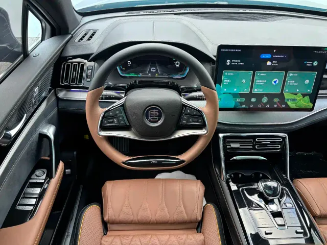 BYD Tang — Фото автомобиля 13