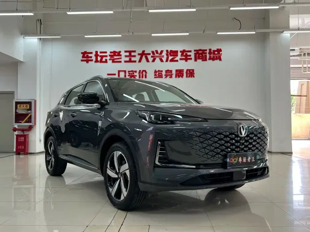 Changan CS55 Plus — Фото автомобиля 3