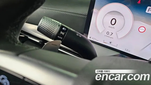 Genesis GV80 — Фото автомобиля 28