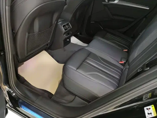 Audi Q5L — Фото автомобиля 16