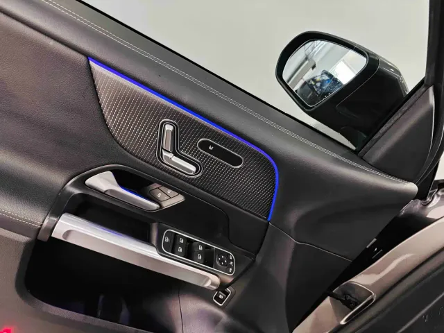 Mercedes-Benz EQB — Фото автомобиля 12