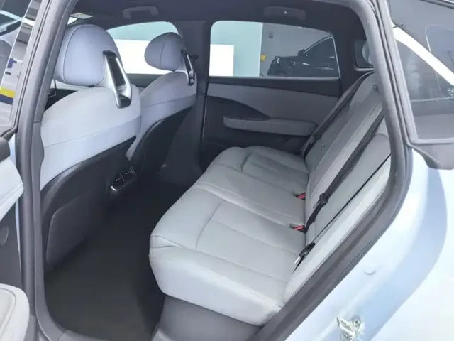 Nissan N7 — Фото автомобиля 11