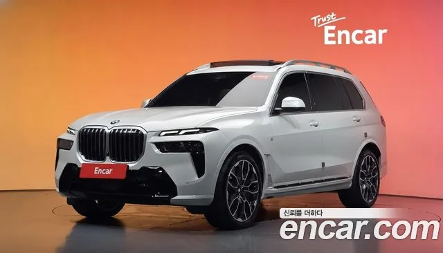 Фотография автомобиля — BMW X7 G07